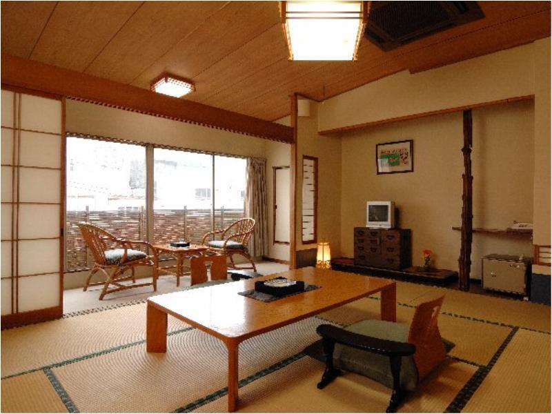 Ryokan Tachibana Atami  Exterior foto